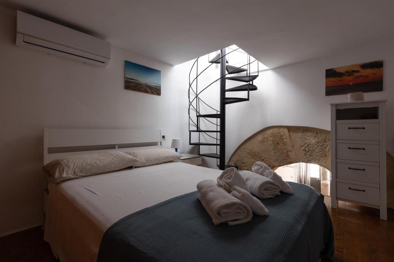Ferienwohnung La Casa Del Cacciatore - Alloggio Con Terrazzo Palermo Exterior foto